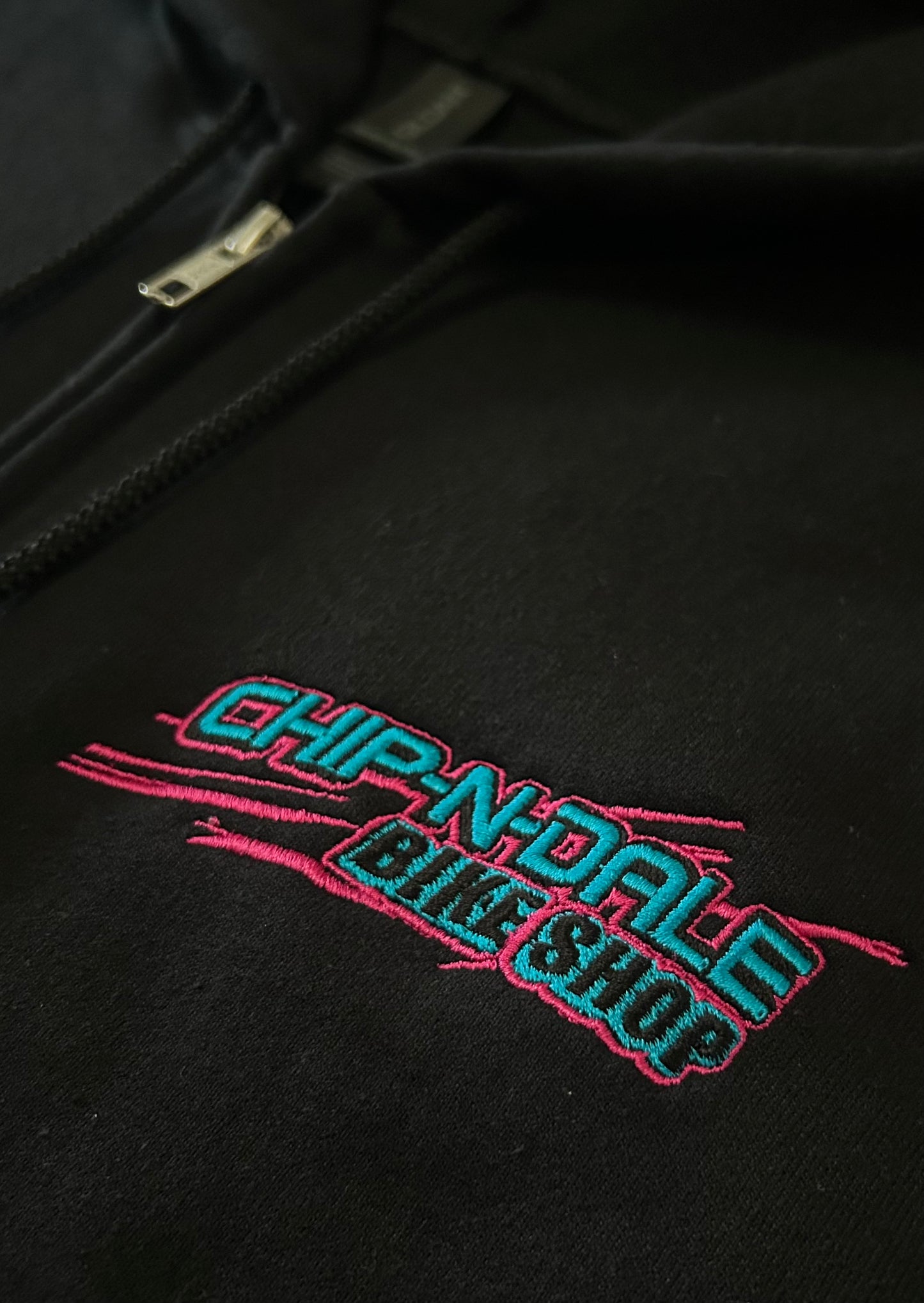 Sudadera con capucha y cremallera completa CND con logotipo bordado